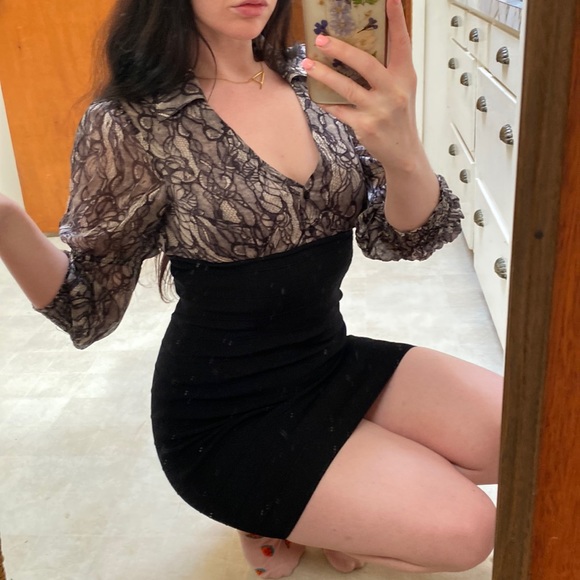 💌[ Bebe ] Silk Bandage Flowy Top Dress - Picture 16 of 16